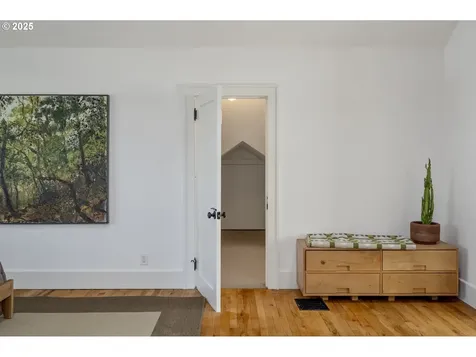 4035 N Commercial Avenue Portland OR 97227