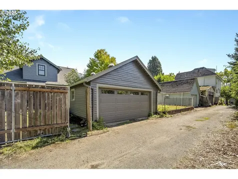 4035 N Commercial Avenue Portland OR 97227