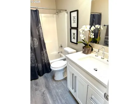 5101 SE 113th Avenue Portland OR 97266