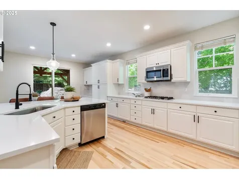 10801 SW Brown Street Tualatin OR 97062
