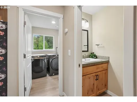 209 NW 72nd Circle Vancouver WA 98665