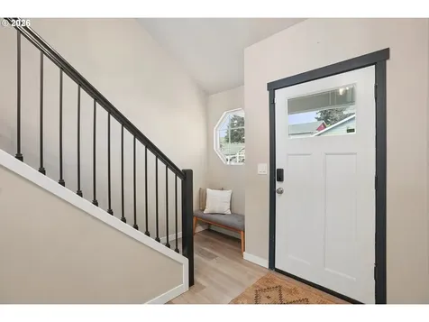 209 NW 72nd Circle Vancouver WA 98665