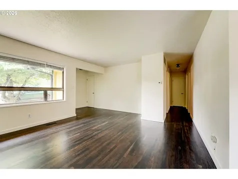 124 NE 143rd Avenue Portland OR 97230