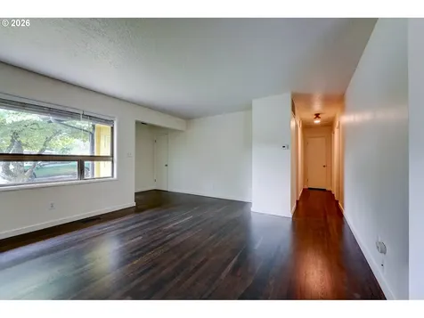 124 NE 143rd Avenue Portland OR 97230