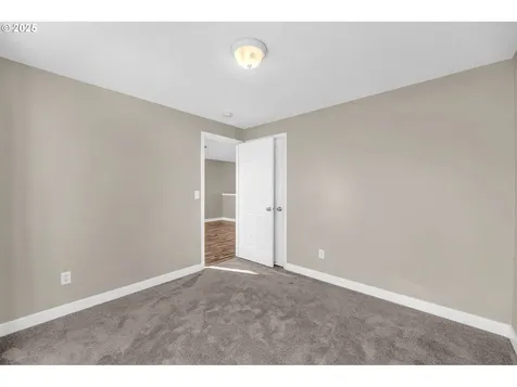 4306 NE 55th Place Vancouver WA 98661