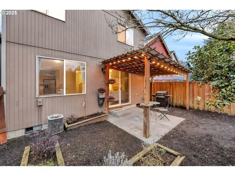 4306 NE 55th Place Vancouver WA 98661