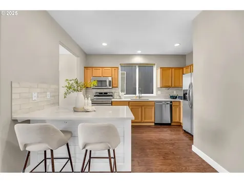 4306 NE 55th Place Vancouver WA 98661