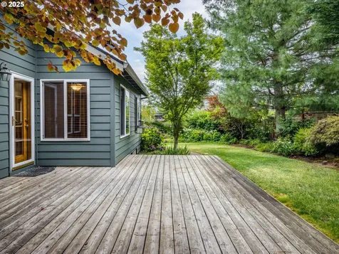 2868 NE Charlois Drive Hillsboro OR 97124