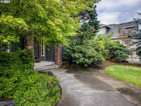 2868 NE Charlois Drive Hillsboro OR 97124