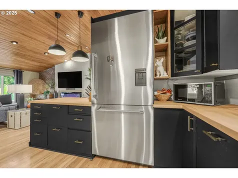 1404 Rosemarie Drive West Linn OR 97068