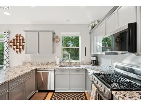 2149 SE Williams Drive Gresham OR 97080