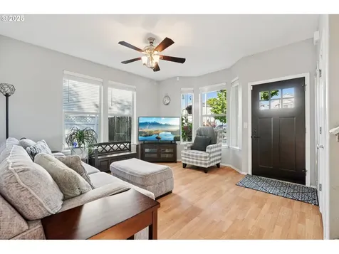 2149 SE Williams Drive Gresham OR 97080