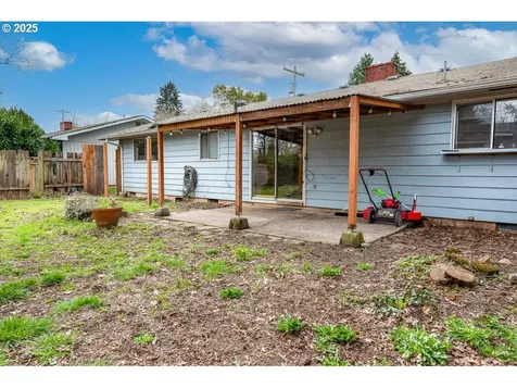 871 Rossmore Street Eugene OR 97404