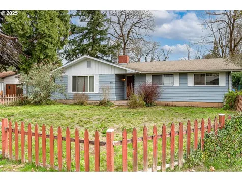 871 Rossmore Street Eugene OR 97404