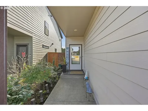 1818 Ben Brown Lane Woodburn OR 97071