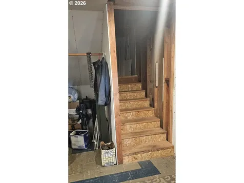 1852 NW Dogwood Street Roseburg OR 97471