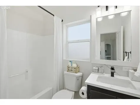 200 Market Street Lebanon OR 97355