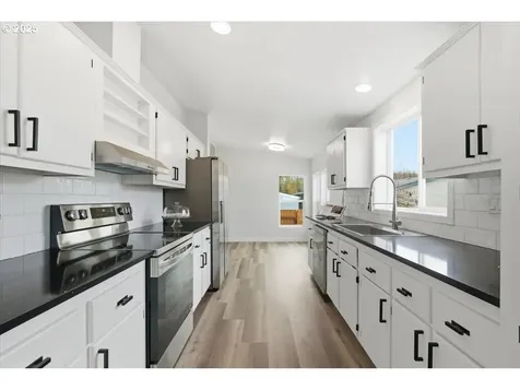 200 Market Street Lebanon OR 97355