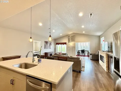 5218 NE 43rd Circle Vancouver WA 98661