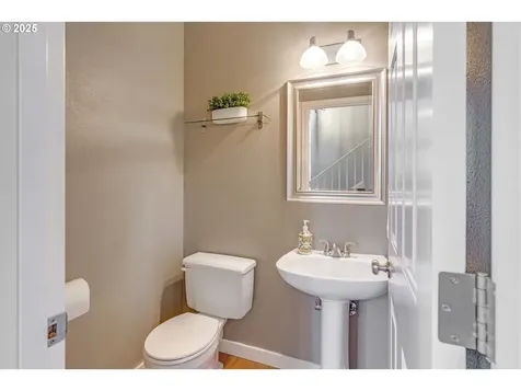 15470 SW Woodwind Court Beaverton OR 97007