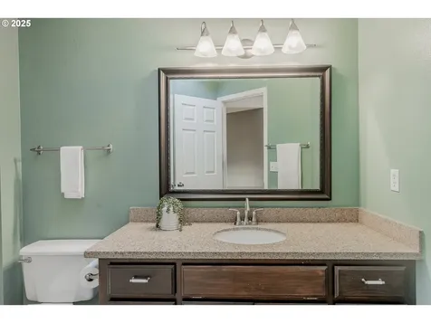 15470 SW Woodwind Court Beaverton OR 97007