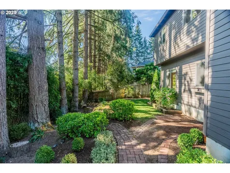 15470 SW Woodwind Court Beaverton OR 97007
