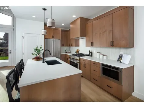 1110 Rock Creek Road Hood River OR 97031