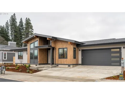 1110 Rock Creek Road Hood River OR 97031