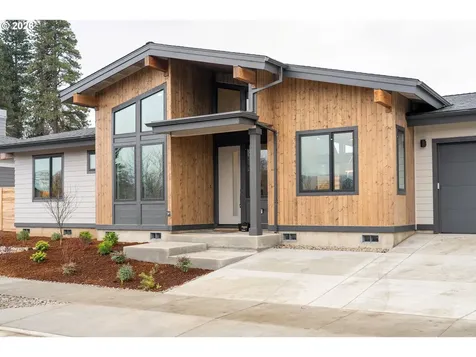 1110 Rock Creek Road Hood River OR 97031