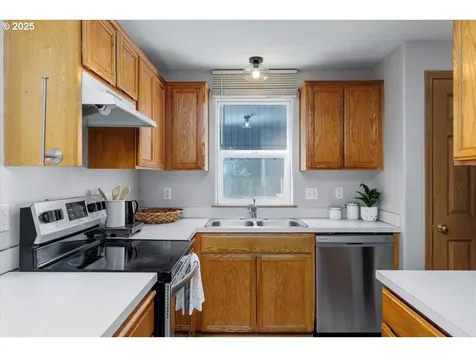2570 NE 1st Drive Hillsboro OR 97124