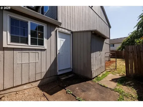 2570 NE 1st Drive Hillsboro OR 97124