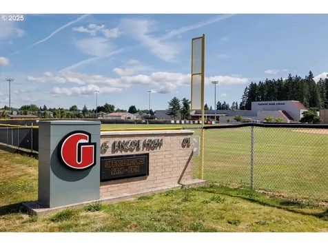 2570 NE 1st Drive Hillsboro OR 97124