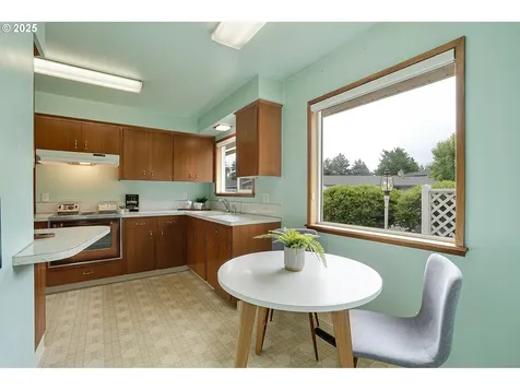 17725 NE Multnomah Drive Portland OR 97230