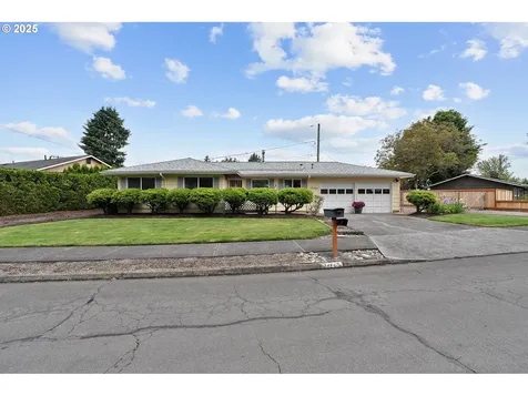 17725 NE Multnomah Drive Portland OR 97230