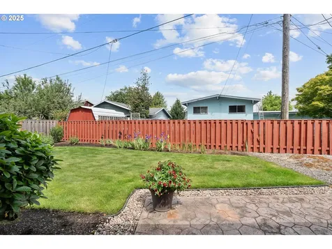 17725 NE Multnomah Drive Portland OR 97230