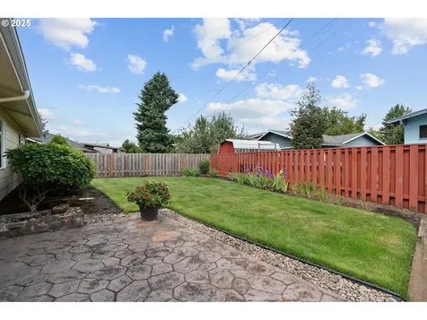 17725 NE Multnomah Drive Portland OR 97230