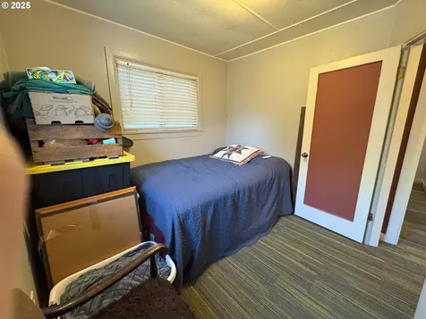 131 S Wasson Street Coos Bay OR 97420