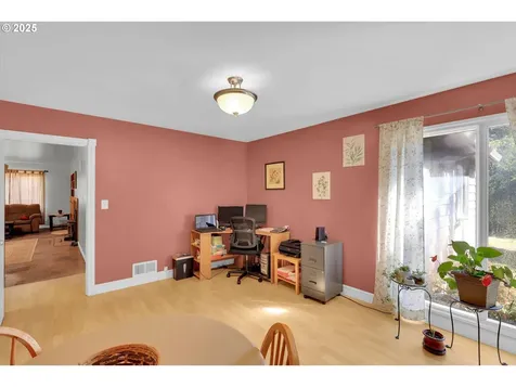 21076 NW Green Mountain Road Banks OR 97106