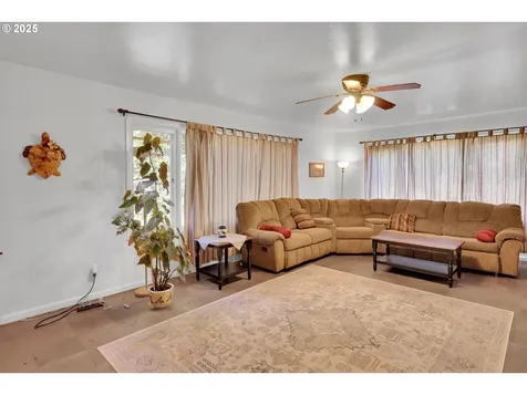 21076 NW Green Mountain Road Banks OR 97106