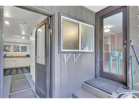 21076 NW Green Mountain Road Banks OR 97106
