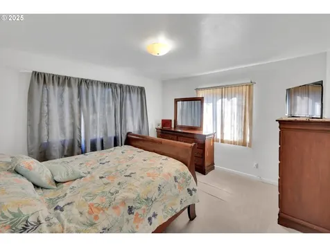 21076 NW Green Mountain Road Banks OR 97106