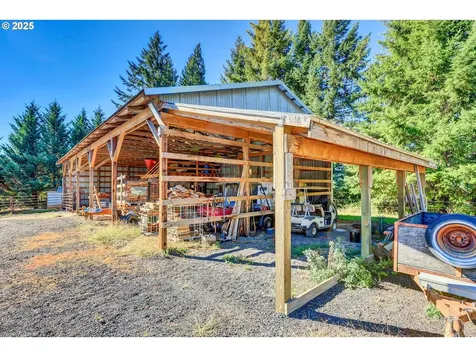 21076 NW Green Mountain Road Banks OR 97106