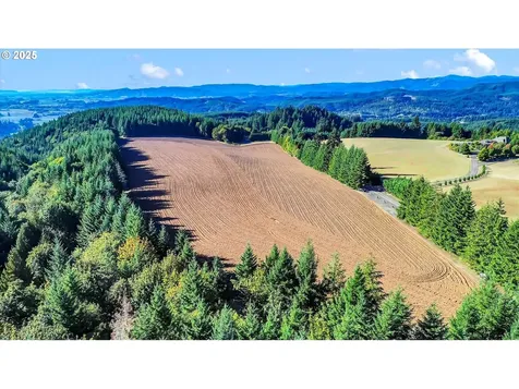 21076 NW Green Mountain Road Banks OR 97106