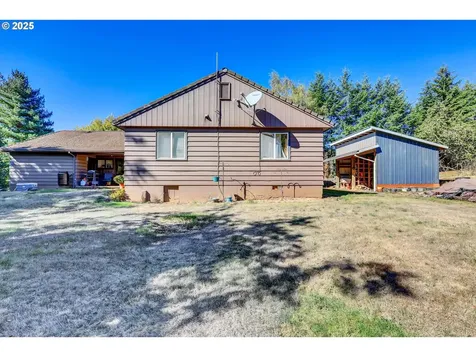 21076 NW Green Mountain Road Banks OR 97106