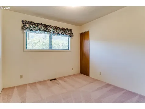 37593 Upper Camp Creek Road Springfield OR 97478