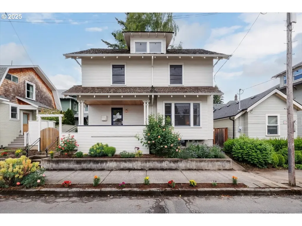 714 SE 35th Avenue Portland OR 97214