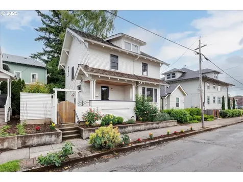 714 SE 35th Avenue Portland OR 97214
