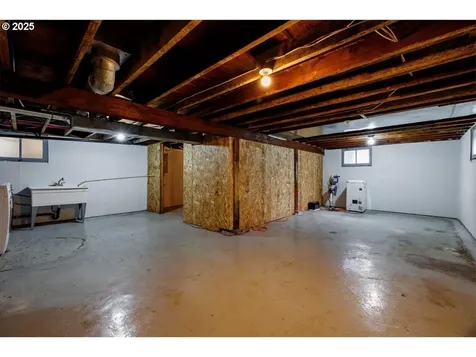 714 SE 35th Avenue Portland OR 97214