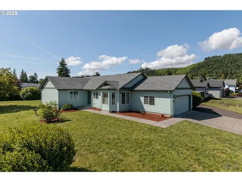 305 Pacific Street Columbia City OR 97018