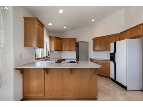 305 Pacific Street Columbia City OR 97018